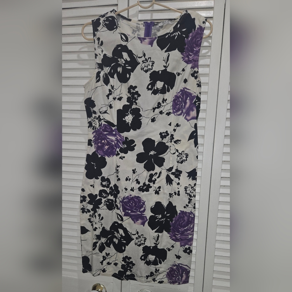 Floral Sleeveless Dress in Black and Purple